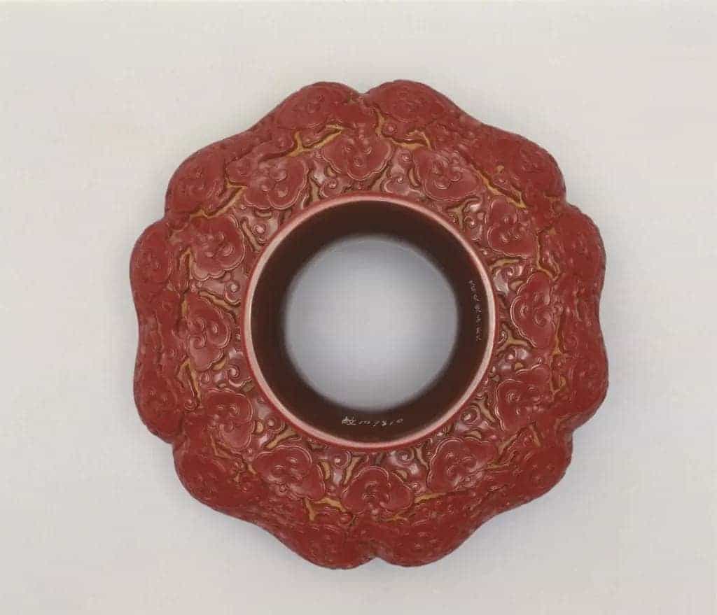 剔红云凤纹盏托 - 故宫漆器藏品_第3张