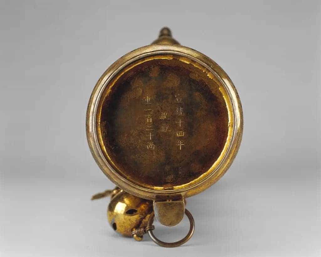 宣统款银镀金龙凤纹多穆壶 - 故宫金银锡器藏品_第2张