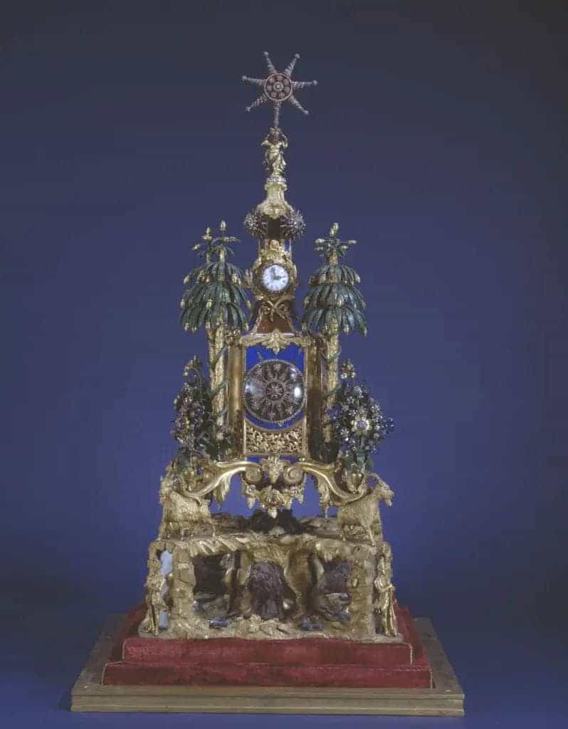 铜镀金山羊驮塔式转花嵌表 - 故宫钟表仪器类藏品_第1张