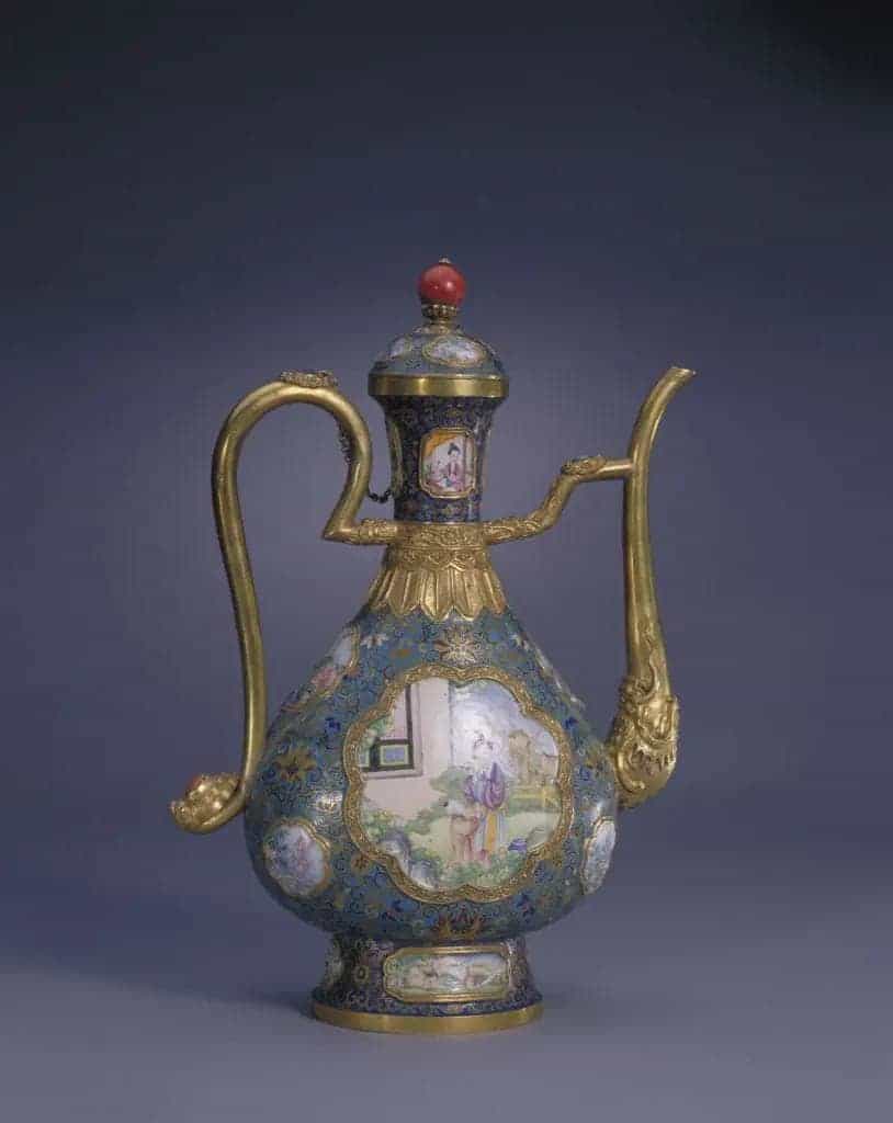 乾隆款金胎掐丝珐琅嵌画珐琅执壶 - 故宫珐琅器藏品_第1张