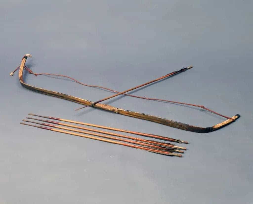 木黑牛角金桃皮弓 - 故宫武备仪仗类藏品_第1张