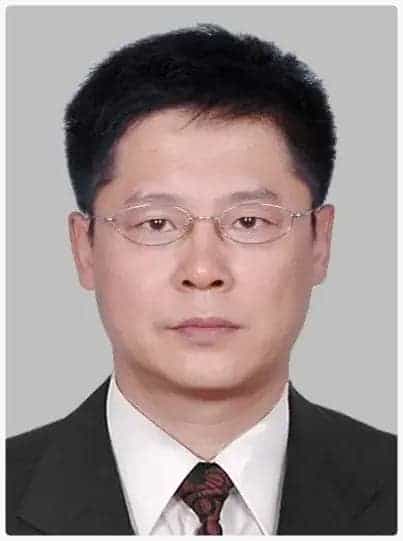 李勇简介(油画家)新疆 乌鲁木齐_第3张