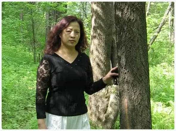 尹宪华简介(版画家)黑龙江 伊春_第1张
