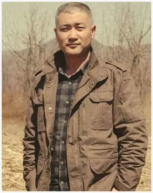 王福明简介(油画家 水彩画家)河北 石家庄_第1张