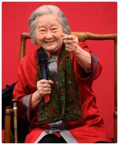 邹佩珠简介(雕塑家)北京_第1张