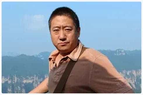 李军良简介(油画家 版画家)北京_第1张